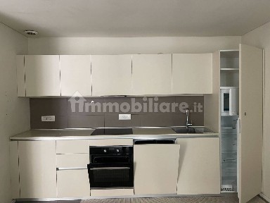 Trilocale via Magenta, 44, Crocetta, Torino