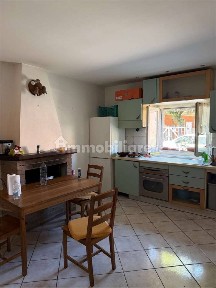 Trilocale via Maggini, Palombare, Ancona