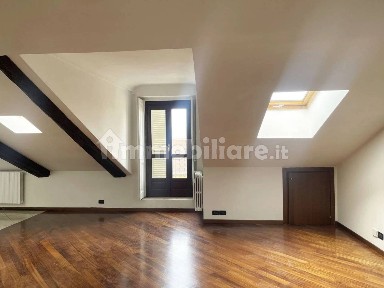 Trilocale corso Duca degli Abruzzi, 4, Crocetta, Torino