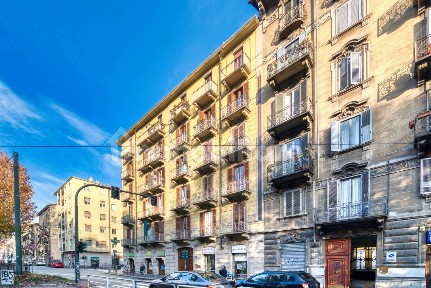 Trilocale corso Regina Margherita 218, Don Bosco, Torino