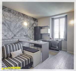 Bilocale via delle Orfane 24, Quadrilatero Romano, Torino