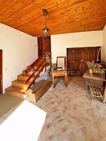 Bilocale Strada della Scala 7, Centro, Bardonecchia