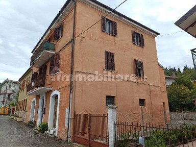 Quadrilocale fraz. melano 20, Melano, Fabriano