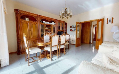 Appartamento buono stato, primo piano, Centro, Castelfidardo
