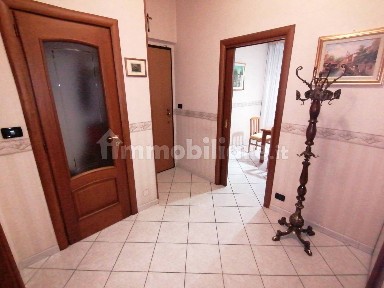Torino, Santa Rita, Via Veglia, 10