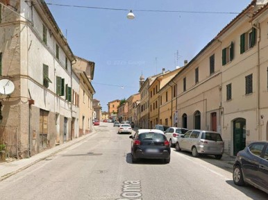 Appartamento all'asta via Roma, Jesi