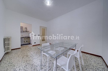 Bilocale via Piossasco, 11, Aurora, Torino