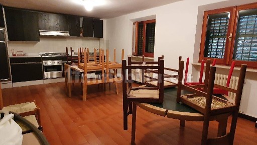 Jesi, Colle Paradiso, Via degli Appennini