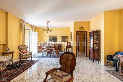 Appartamento via Giacomo Leopardi 7, Centro, Falconara Marittima