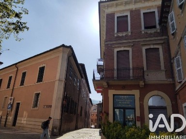 Fabriano, Via Cavallotti, 80