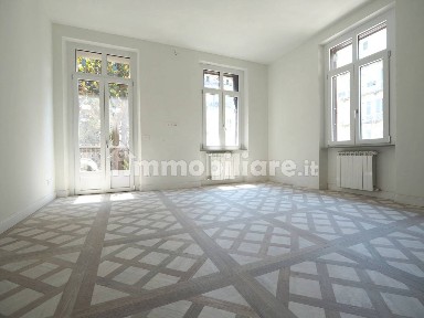 Trilocale via Pietro Piffetti 19, San Donato, Torino