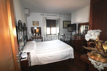 Jesi, Centro Storico, Via delle Terme