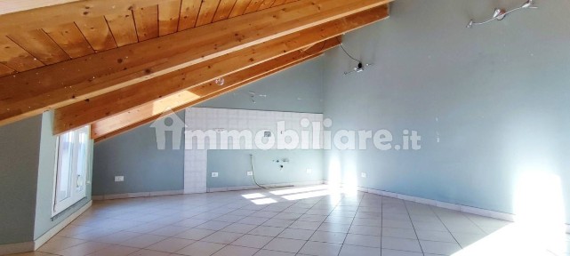 Trilocale via Giuseppe Talucchi 32, San Donato, Torino