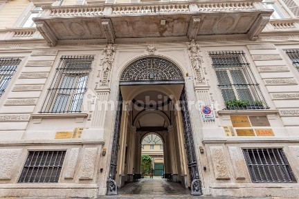 Appartamento via Davide Bertolotti 2, Piazza Solferino - Corso Matteotti, Torino