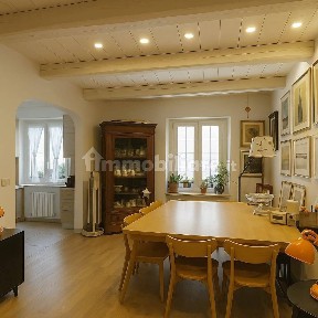 Appartamento via Valle, Centro Storico, Jesi