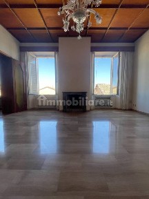 Appartamento via Fratelli Bandiera 76, Centro Storico, Senigallia