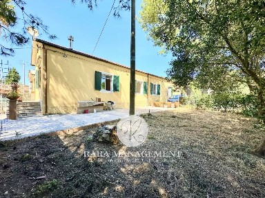Trilocale Strada Passo Varano, Tavernelle, Ancona