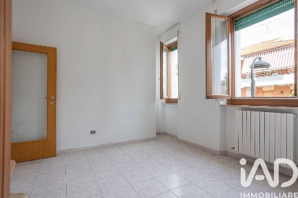 Trilocale via trento 36, Pianello Vallesina, Monte Roberto