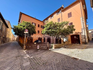 Appartamento via Valpovera 16, Centro, Fabriano