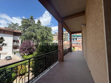 Jesi, San Francesco - Papa Giovanni XXIII, Via San Francesco