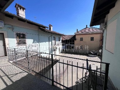 Monolocale via Camillo Benso di Cavour 3, Centro, Scalenghe
