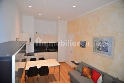 Bilocale via Bertola 24, Quadrilatero Romano, Torino