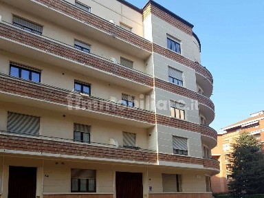 Bilocale via Pollenzo 52, San Paolo, Torino