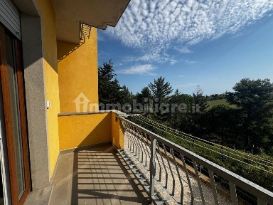 Appartamento viale Gaspare Spontini, Centro, Cupramontana