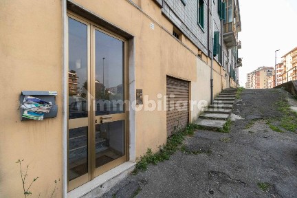 Trilocale via Nino Oxilia 23, Rebaudengo, Torino