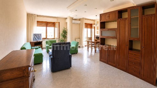 Appartamento via Martiri della Libertà 34, Centro, Fabriano