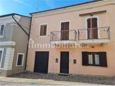 Ancona, Baraccola - Aspio, via candia