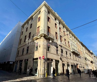 Quadrilocale via Giuseppe Lagrange, Via Roma, Torino