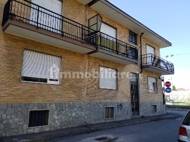 Bilocale via Benvenuto Cellini 13, Centro, Grugliasco
