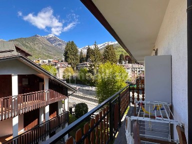 Bilocale via Luigi Einaudi 19, Centro, Bardonecchia