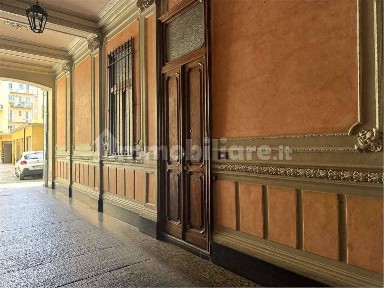 Trilocale via Valeggio, 26, Crocetta, Torino
