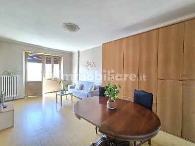 Trilocale via Canelli 130, Mirafiori Sud - Onorato Vigliani, Torino