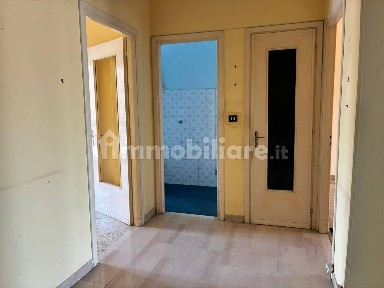 Trilocale via Dante di Nanni 9, Centro, Orbassano