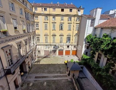 Trilocale via Vittorio Alfieri 16, Piazza Solferino - Corso Matteotti, Torino