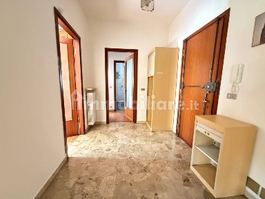 Trilocale via Ulzio 49, Leumann, Collegno