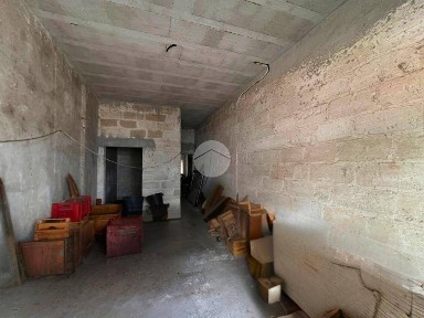 Copertino, Via Trento, 72
