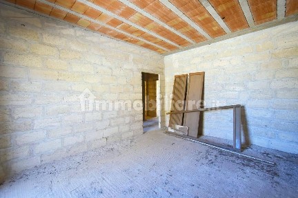Copertino, Via Assisi, 73043