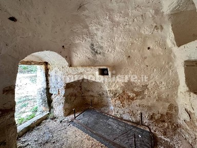 Trullo via Madre Elisa Martinez, Leuca, Castrignano del Capo