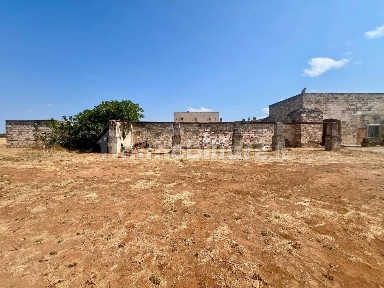 Masseria Strada Comunale Tre Pietre, Sannicola