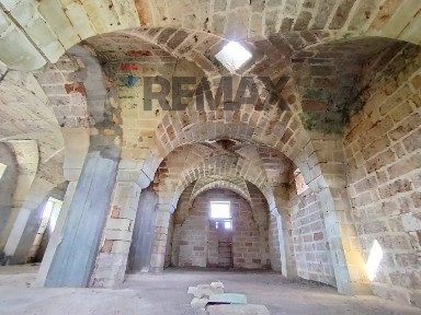 Rustico, da ristrutturare, 1000 m², Collepasso