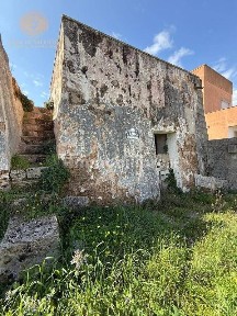 Alessano, Via Montegrappa, 73031