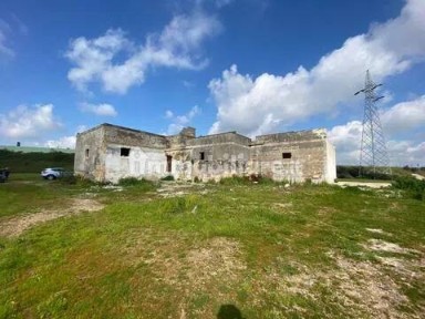 Cascina viale Marcello Chiatante, Zona Industriale - Surbo, Lecce