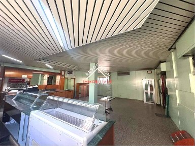 Locale commerciale in Affitto