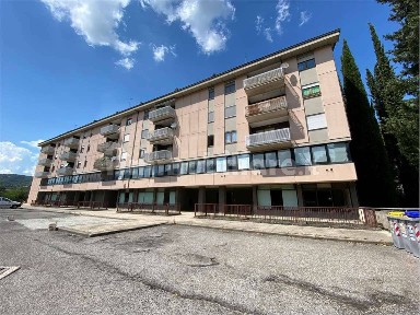 Locale commerciale in Affitto