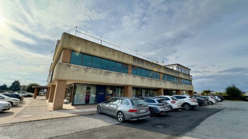 Locale commerciale in Affitto