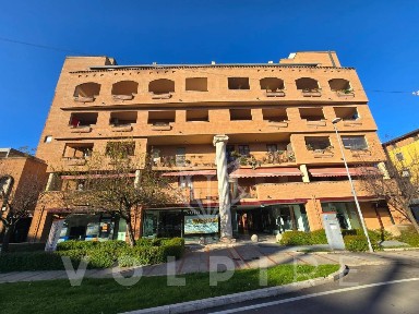 Locale commerciale in Affitto
